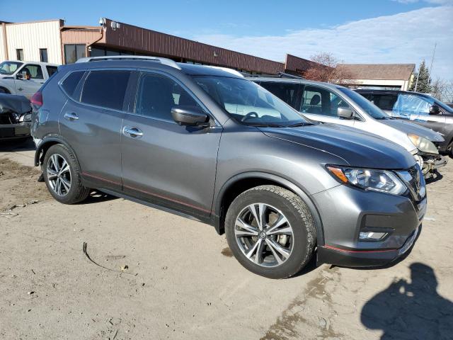 JN8AT2MT1KW256762 - 2019 NISSAN ROGUE S SILVER photo 4