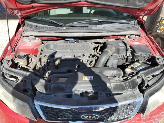 KNAFU4A28D5733120 - 2013 KIA FORTE EX RED photo 11