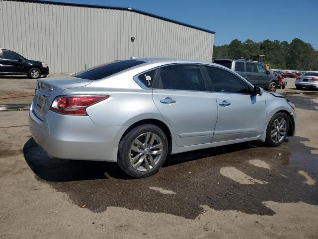 1N4AL3APXFC442564 - 2015 NISSAN ALTIMA 2.5 SILVER photo 3