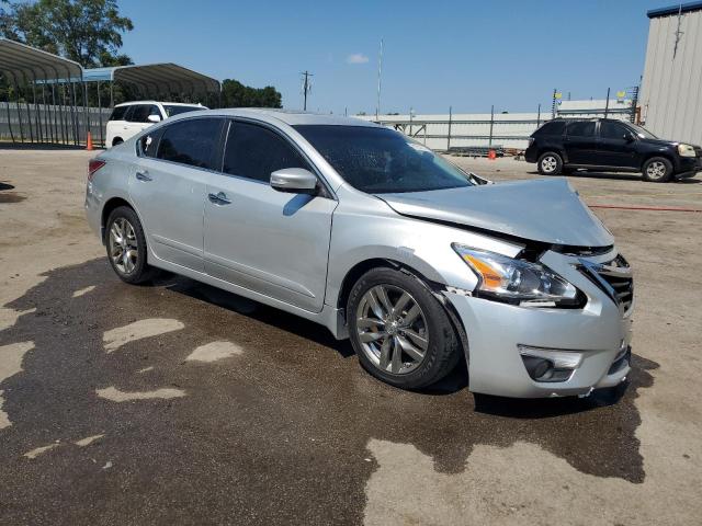 1N4AL3APXFC442564 - 2015 NISSAN ALTIMA 2.5 SILVER photo 4