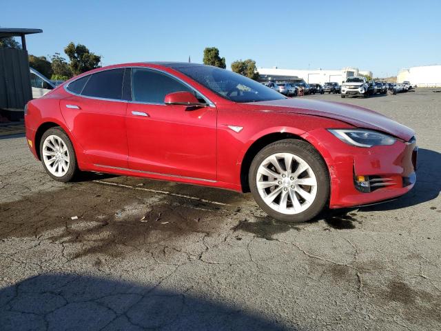 5YJSA1E11GF157397 - 2016 TESLA MODEL S RED photo 4