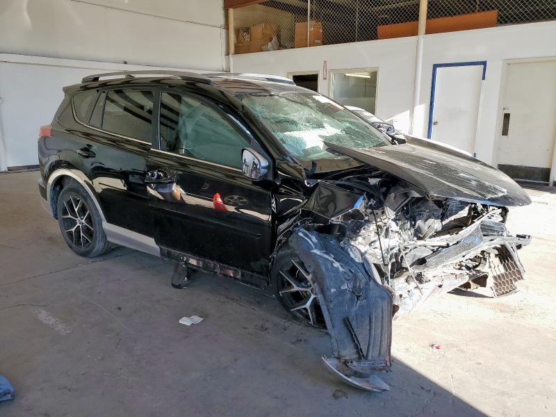 JTMJFREV5GJ063286 - 2016 TOYOTA RAV4 SE 黑色 照片 4