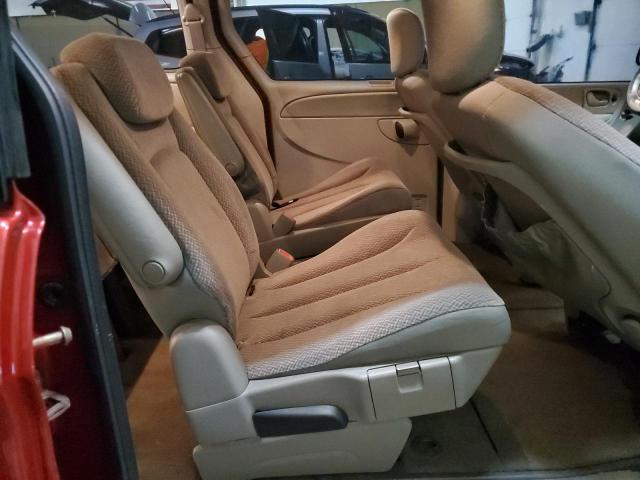 2C4GP54L85R460158 - 2005 CHRYSLER TOWN & COU TOURING RED photo 11