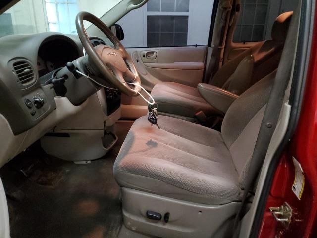 2C4GP54L85R460158 - 2005 CHRYSLER TOWN & COU TOURING RED photo 7