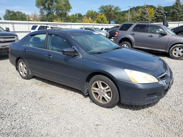 1HGCM568X7A102813 - 2007 HONDA ACCORD EX BLUE photo 4