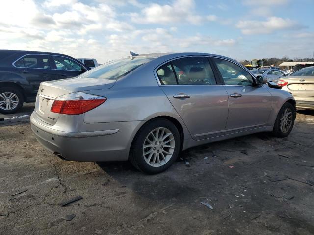 KMHGC4DE4BU113055 - 2011 HYUNDAI GENESIS 3.8L SILVER photo 3