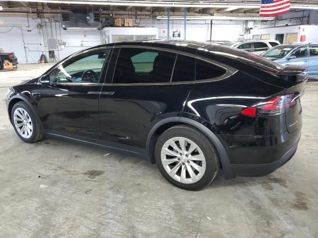 5YJXCAE2XGF020452 - 2016 TESLA MODEL X შავი ფოტო 2