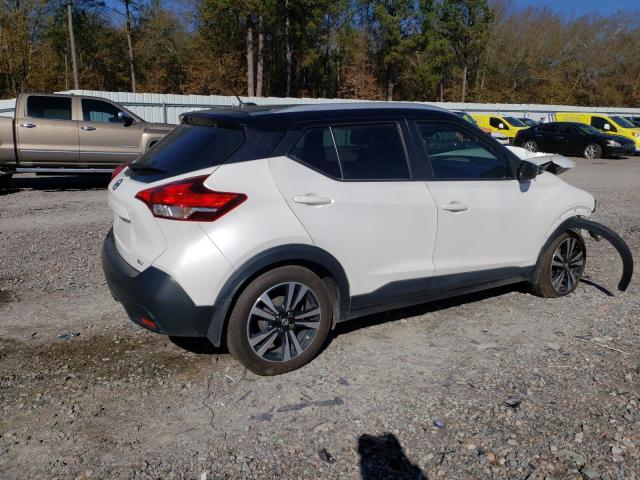 3N1CP5CU9JL505000 - 2018 NISSAN KICKS S WHITE photo 3