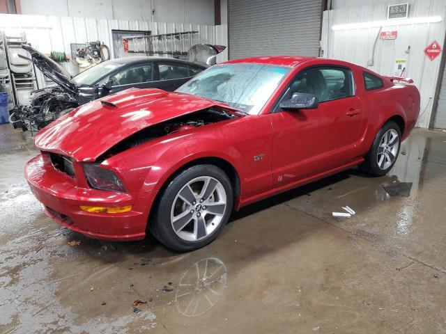 1ZVHT82H185146771 - 2008 FORD MUSTANG GT RED photo 1