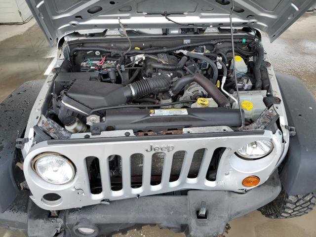 1J4AA2D18AL118260 - 2010 JEEP WRANGLER SPORT SILVER photo 11