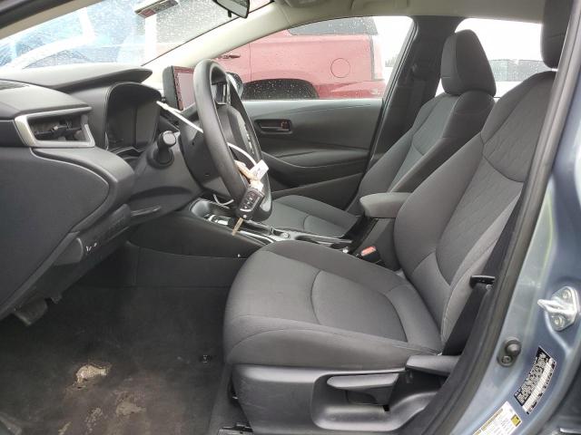 5YFEPMAE0NP302484 - 2022 TOYOTA COROLLA LE BLUE photo 7