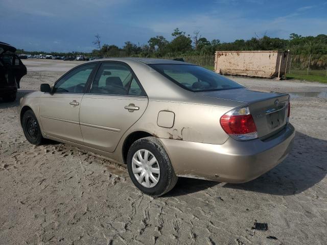 4T1BE32K86U160599 - 2006 TOYOTA CAMRY LE GOLD photo 2