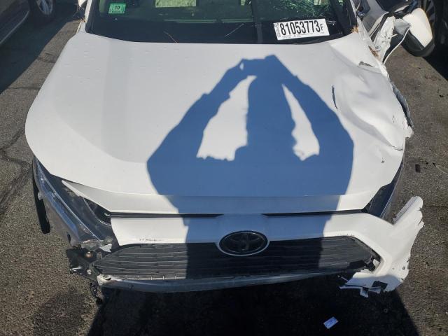 JTMP1RFV8KJ007536 - 2019 TOYOTA RAV4 XLE WHITE photo 11