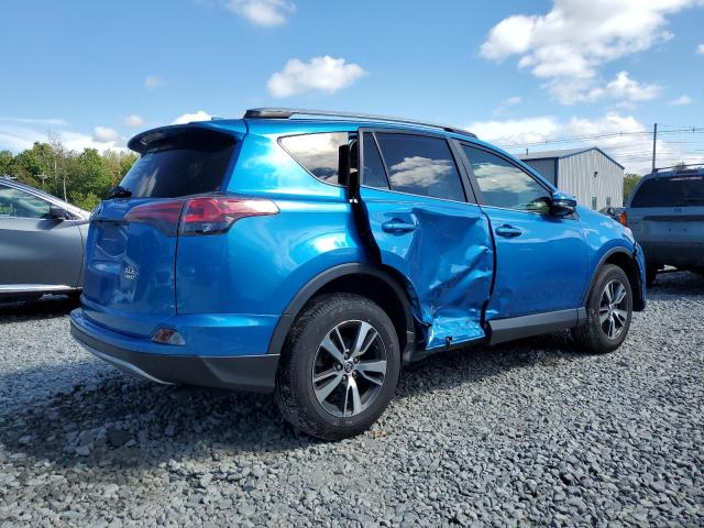 JTMRFREV7HJ129986 - 2017 TOYOTA RAV4 XLE ლურჯი ფოტო 3
