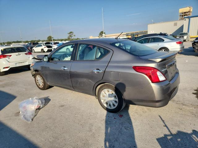 3N1CN7AP1GL828920 - 2016 NISSAN VERSA S GRAY photo 2