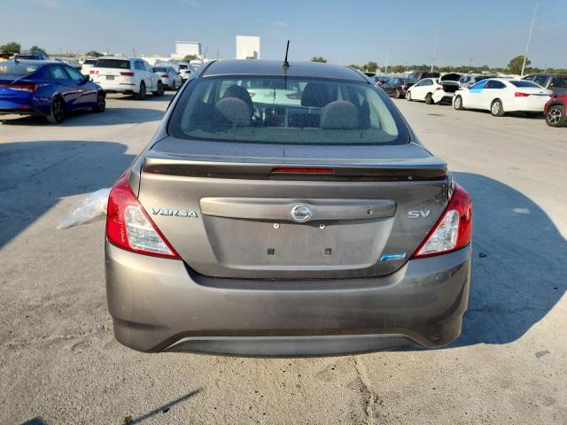 3N1CN7AP1GL828920 - 2016 NISSAN VERSA S GRAY photo 6