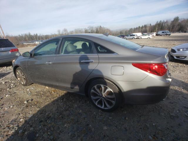 5NPEC4AB4DH767170 - 2013 HYUNDAI SONATA SE GRAY photo 2