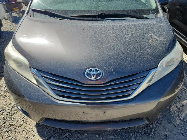 5TDDK3DC9CS048583 - 2012 TOYOTA SIENNA XLE Сұр фото 12