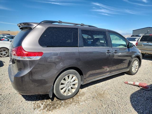 5TDDK3DC9CS048583 - 2012 TOYOTA SIENNA XLE Сұр фото 3