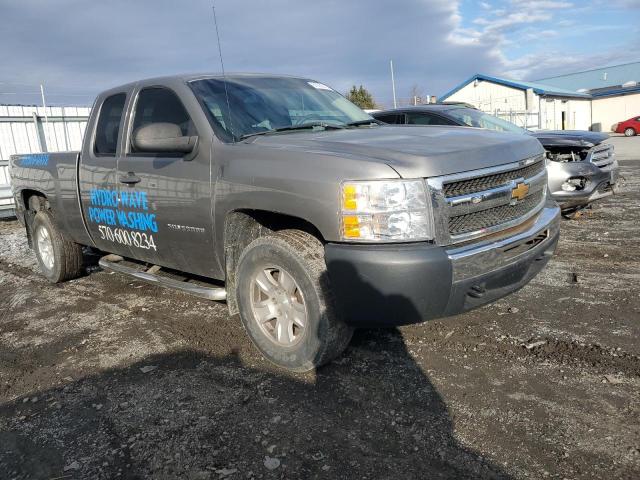 1GCRKPEA9CZ261817 - 2012 CHEVROLET SILVERADO K1500 GRAY photo 4