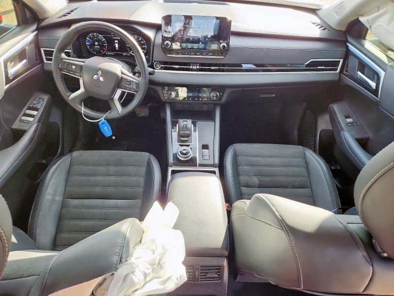 JA4J3VA80RZ025383 - 2024 MITSUBISHI OUTLANDER SE RED photo 8