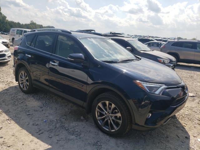 JTMDFREV2JJ185205 - 2018 TOYOTA RAV4 LIMITED Blau Foto 4