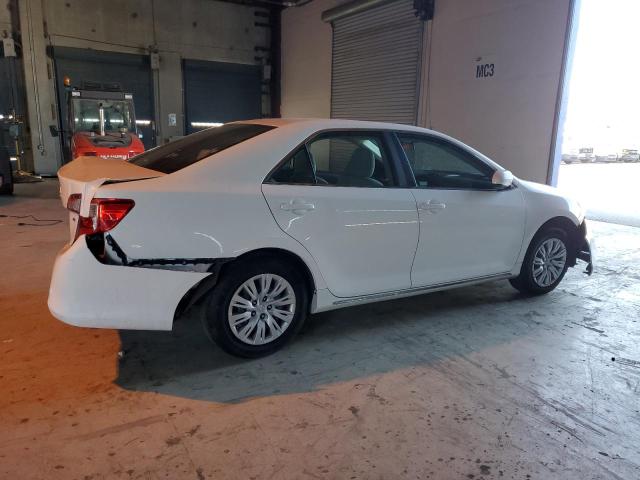 4T1BF1FKXCU191778 - 2012 TOYOTA CAMRY BASE 白色 照片 3