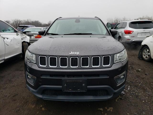 3C4NJDBB6KT703939 - 2019 JEEP COMPASS LATITUDE GRAY photo 5