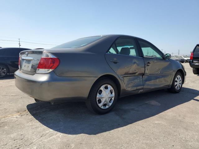 4T1BE32K75U553248 - 2005 TOYOTA CAMRY LE GRAY photo 3