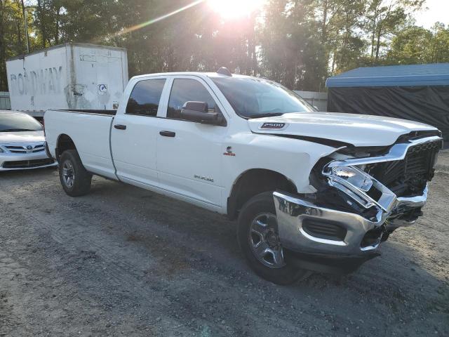 3C6UR5HL1NG293985 - 2022 RAM 2500 TRADESMAN WHITE photo 4