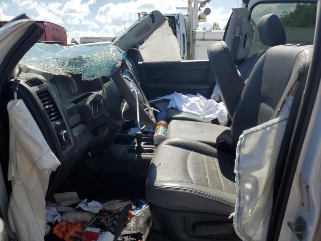 3C63R3GL6JG410178 - 2018 RAM 3500 ST 白色 照片 7