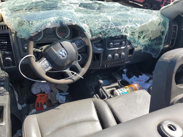 3C63R3GL6JG410178 - 2018 RAM 3500 ST 白色 照片 8