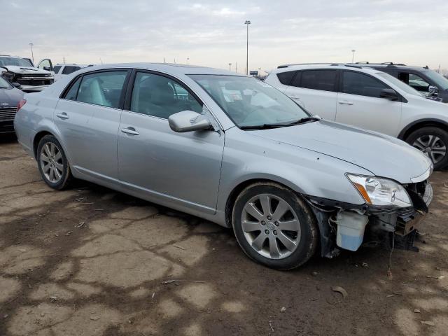 4T1BK36BX5U019941 - 2005 TOYOTA AVALON XL SILVER photo 4