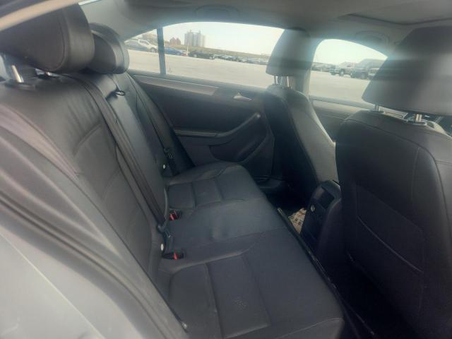 3VWLL7AJ8DM430475 - 2013 VOLKSWAGEN JETTA TDI رمادي صورة 10