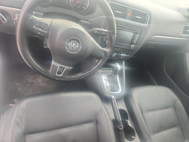 3VWLL7AJ8DM430475 - 2013 VOLKSWAGEN JETTA TDI رمادي صورة 8