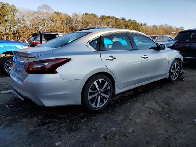 1N4AL3AP9HC162184 - 2017 NISSAN ALTIMA 2.5 SILVER photo 3