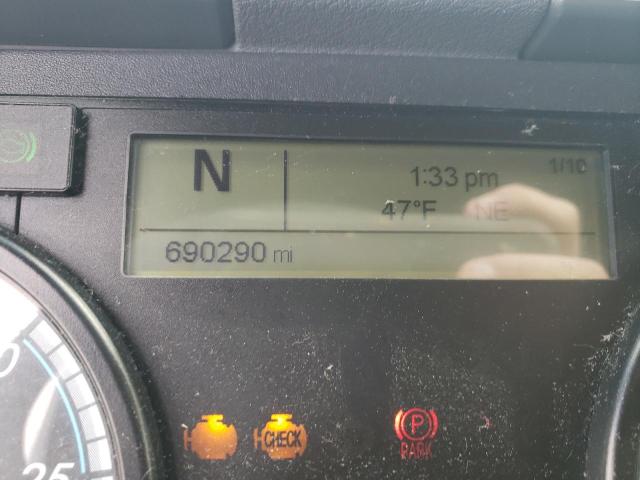 3AKJGLDR9HSHJ4911 - 2017 FREIGHTLINER CASCADIA 1 WHITE photo 8