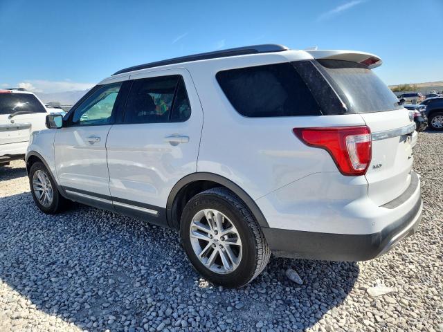 1FM5K7D89HGD90961 - 2017 FORD EXPLORER XLT أبيض صورة 2