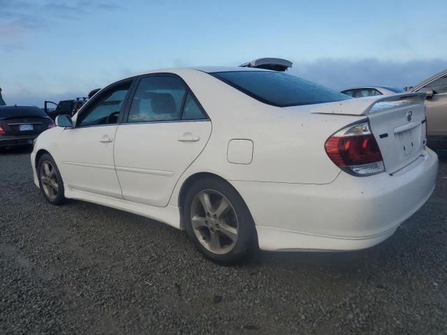 4T1BA32K95U507576 - 2005 TOYOTA CAMRY SE 白色 照片 2
