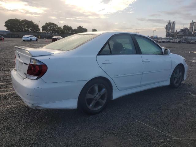 4T1BA32K95U507576 - 2005 TOYOTA CAMRY SE 白色 照片 3