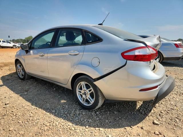 3FADP4BJ1KM164454 - 2019 FORD FIESTA SE SILVER photo 2