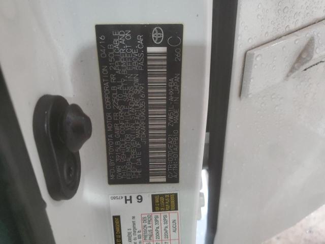 JTDKARFU9G3516791 - 2016 TOYOTA PRIUS WHITE photo 13