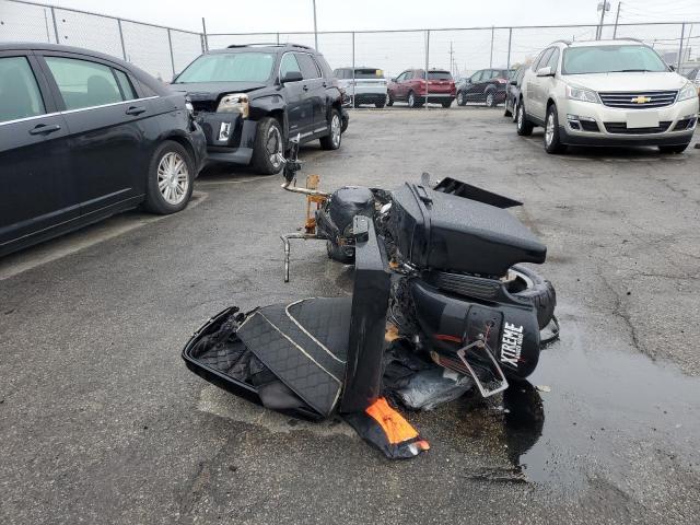 1HD1KHC14KB665149 - 2019 HARLEY-DAVIDSON FLTRX 黑色 照片 4