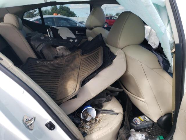 1N4AA6AV4KC362046 - 2019 NISSAN MAXIMA S WHITE photo 10