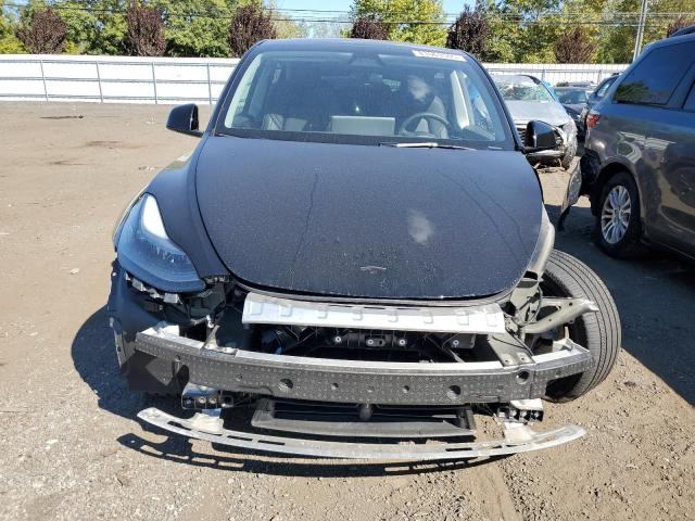 7SAYGDEE7SA354497 - 2025 TESLA MODEL Y BLACK photo 5