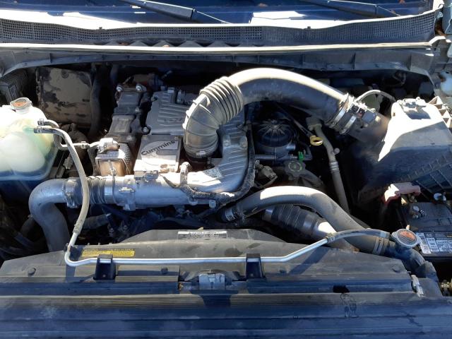 1N6BA1F36HN517196 - 2017 NISSAN TITAN XD S WHITE photo 12