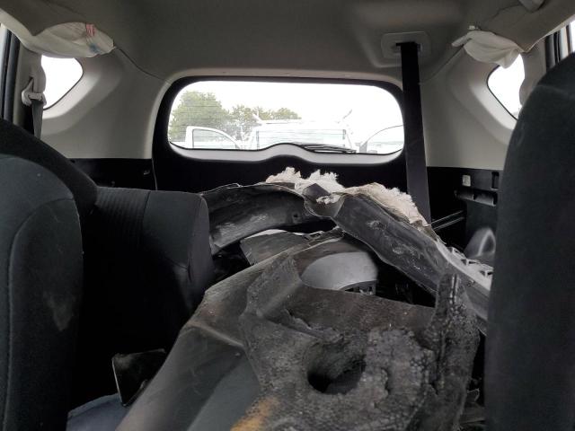 2T3BFREV3FW331255 - 2015 TOYOTA RAV4 LE WHITE photo 10