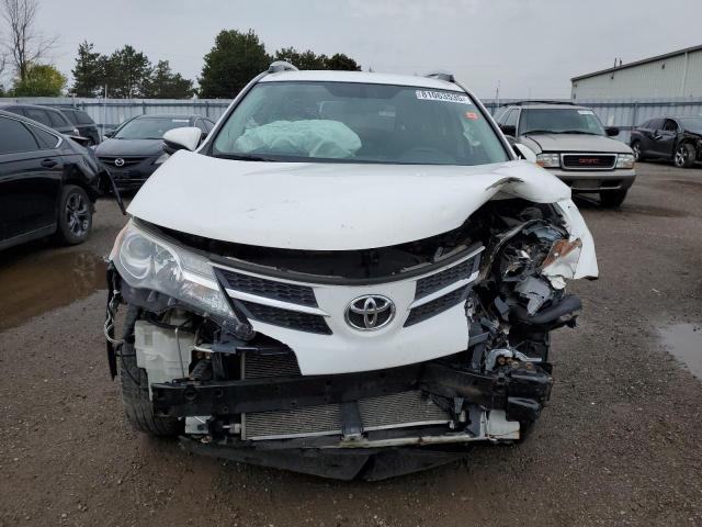 2T3BFREV3FW331255 - 2015 TOYOTA RAV4 LE WHITE photo 5