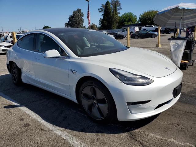 5YJ3E1EA8LF744909 - 2020 TESLA MODEL 3 Blanc photo 4