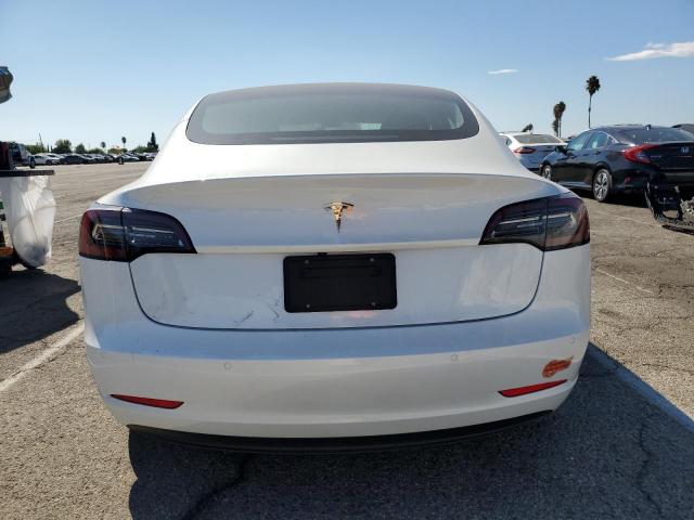 5YJ3E1EA8LF744909 - 2020 TESLA MODEL 3 Blanc photo 6
